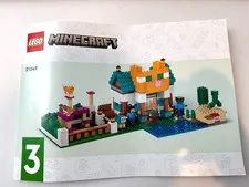 LEGO Minecraft: The Crafting Box 4.0 (21249) - Box Missing - Legos included