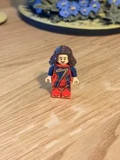 LEGO® Minifig sh0913 - Ms. Marvel (Kamala Khan) - Red Suit