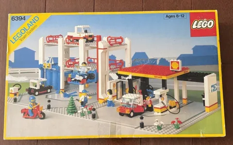 Lego 6394 Metro Park & Service Tower with instructions and Box Not Complete