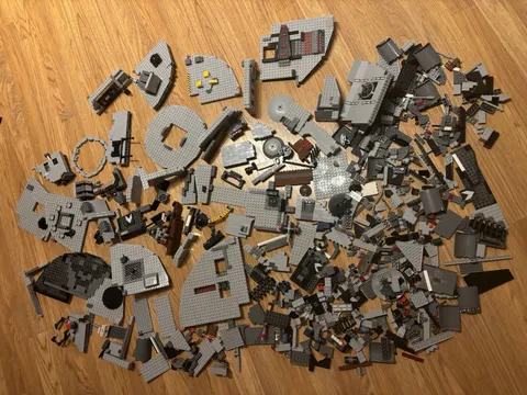 LEGO Star Wars Death Star Gray Incomplete Pieces And Parts 10 Lbs