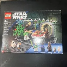 LEGO Star Wars Millennium Falcon Holiday Diorama 40658 282 Pieces Limited Ed