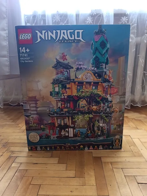 LEGO NINJAGO: NINJAGO City Gardens (71741)