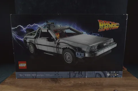 LEGO Back to the Future Time Machine 10300