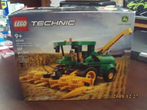 New in Box Lego Technic #42168 John Deere 9700 Forage Harvester 559 PCS Unsealed