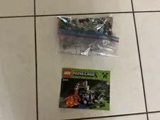 LEGO Minecraft: The Cave (21113)