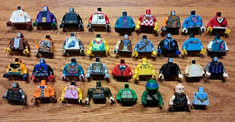 Lego Minifigure Torso Lot Of 35 Pieces 
