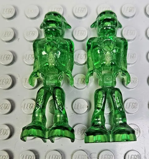 LEGO minifigures Alien Conquest Alien Translucent Green Lot of 2