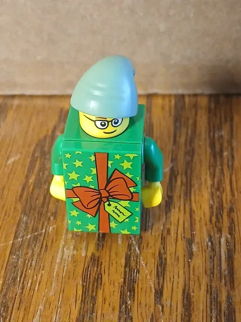 New Lego 2024 BAM Minifigure Green Brick Costume Suit - Christmas Present Guy
