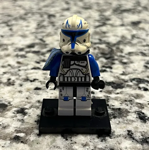 LEGO Star Wars Clone Trooper Minifigure White & Blue Markings w/ Helmet Cape