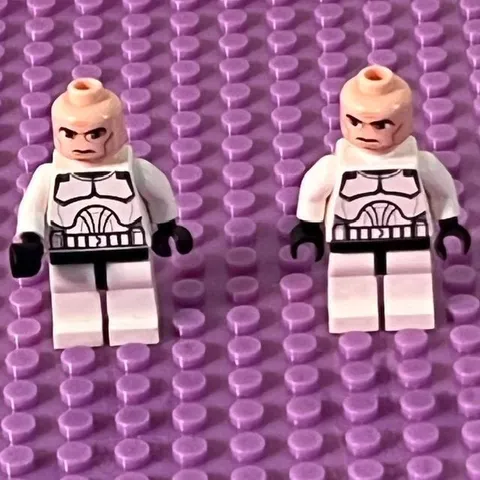 LEGO Star Wars Clone Trooper Minifigure Lot of 2 Incomplete Missing Helmets