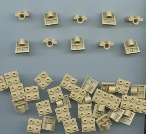 LEGO x40 Tan Plate, Modified 2 x 2 with Pin Hole - Full Cross Support