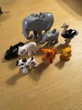 LEGO DUPLO  lot of 8 animals (6)