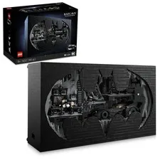 LEGO Batman Returns Batcave Shadow Box 76252 Limited Distribution Product Regula