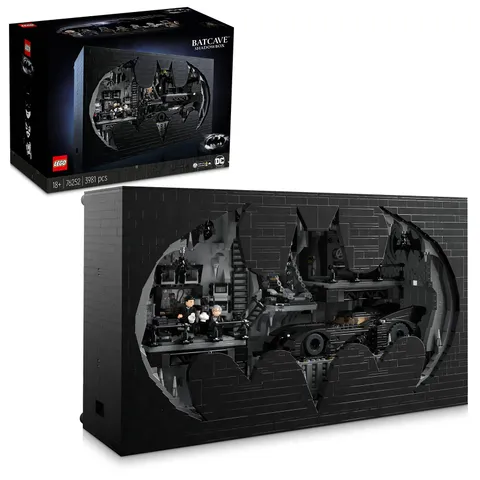 LEGO Batman Returns Batcave Shadow Box 76252 Limited Distribution Product Regula