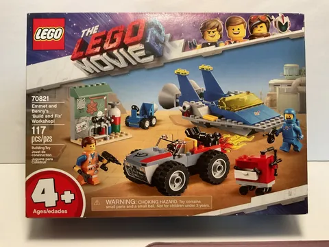 LEGO 70821 LEGO Movie 2 Emmet and Benny's Build and Fix Workshop! New Sealed