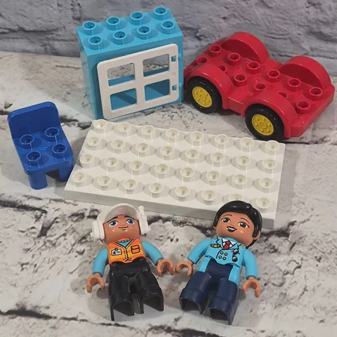 Lego Duplo Lot Figures Traffic Guy Pilot Woman Building Block Window Car Chair
