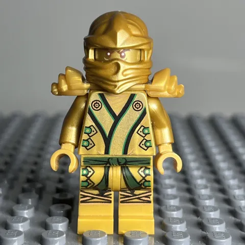 Lego Lloyd Minifigure Golden Ninja Ninjago Final Battle 70505 70503 njo0073 1A
