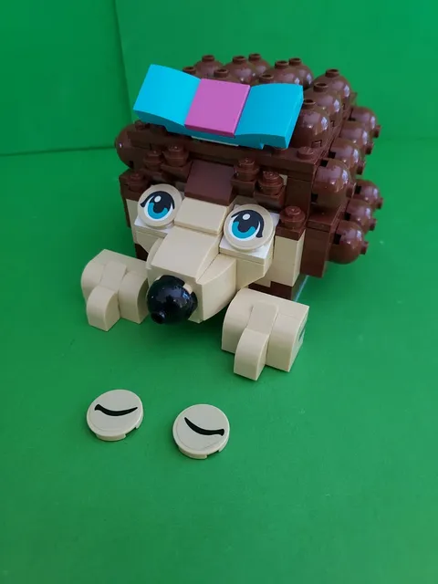 LEGO #40171 FRIENDS HEDGEHOG STORAGE BOX- RETIRED- GREAT CONDITION