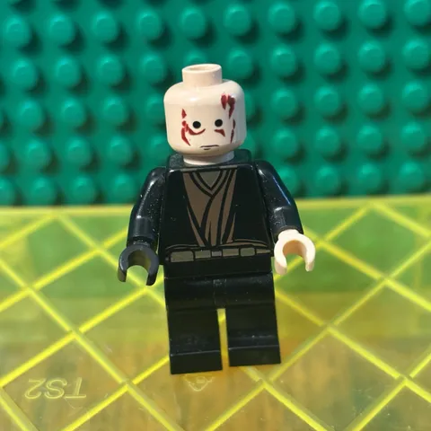 LEGO STAR WARS Anakin Skywalker (SW0139) Minifig | Black Right Hand, No Hair