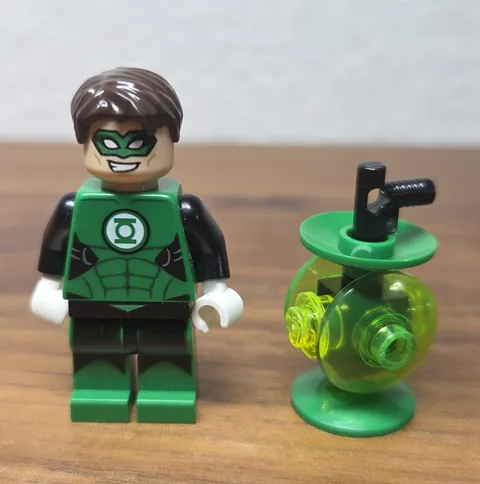 LEGO Green Lantern Minifigure sh0145 from DC set 76025 - Read Description