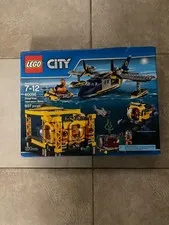 LEGO CITY: Deep Sea Operation Base (60096)