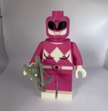 LEGO Minifigures Pink Ranger Minifigure w/ Weapon Mighty Morphin 71027 LE