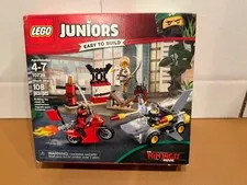 LEGO 10739 Ninjago Juniors Shark Attack Lloyd Kai Great White Motorcycle SEALED