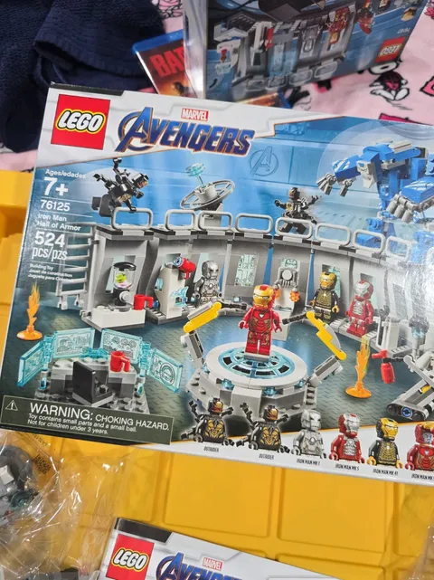 Lego Avengers 76125 Iron Man Hall of Armor Open Box Marvel 524 Pieces Sealed Bag