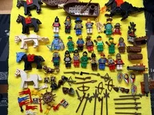 LEGO Forestwoman, Forestman, Knight, Castle horses, vintage mixed lot