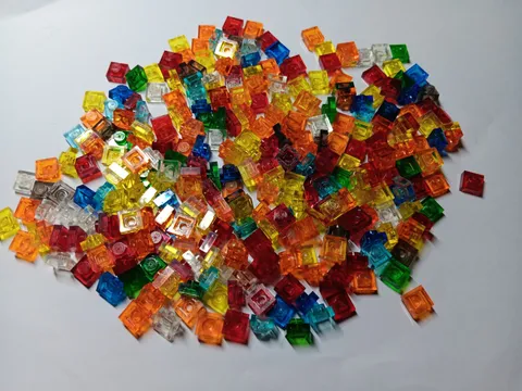 LEGO LOT OF 300 TRANS SQUARE PLATE 1X1 MIXED COLORS #3024