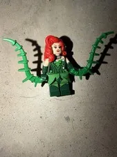LEGO DC Super Heroes Poison Ivy Minifigure sh0327 From Set 70908