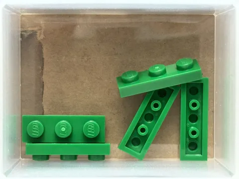 LEGO Parts - Green Plate 1 x 3 - No 3623 - QTY 5