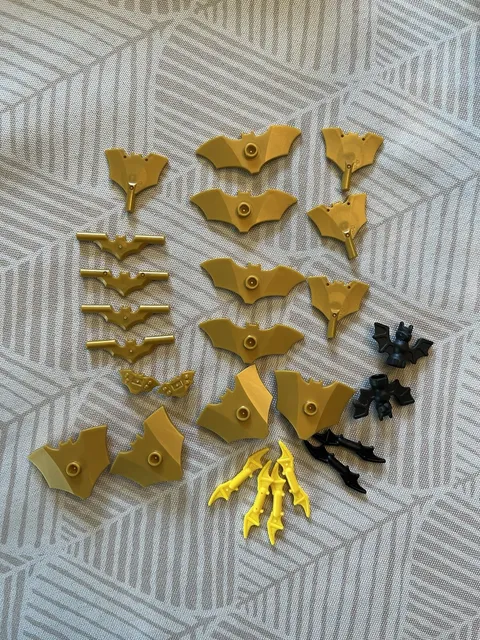 Lego Batman Minifigure Weapons Pack in Pearl Gold, Black and Yellow 25+ Pieces