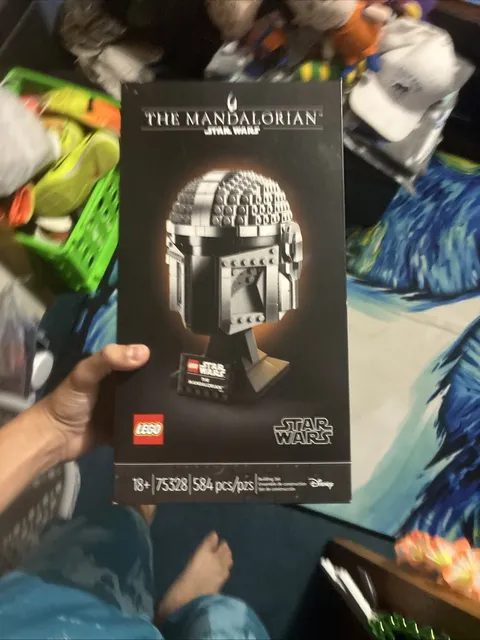LEGO Star Wars: The Mandalorian Helmet (75328)