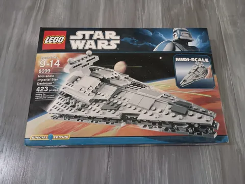 Lego Star Wars #8099 Midi-Scale Imperial Star Destroyer  MISB  423 pieces!