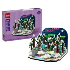 LEGO Iconic Northern Lights Diorama Promotional Set 40785