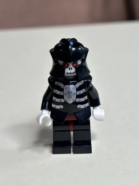 LEGO Castle Black Skeleton ghost warrior armor minifigure Monster Halloween