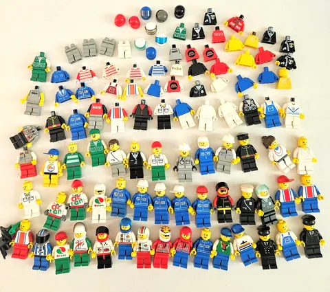 Vintage LEGO Lot Octan Racing & Town/City Minifigures, Printed Pieces & Bricks