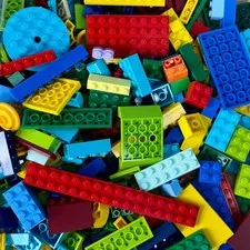 LEGO 2 Lbs 10 Oz Bulk Mixed Lot Mixed Colors Toy Building Blocks Bricks Pieces