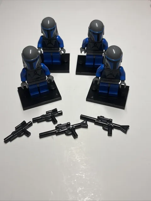 Lot of 4 LEGO Star Wars Mandalorian Battle Pack Death Watch Minifigures 7914