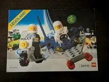 Vintage (1983) LEGO Castle Town Space Product Catalog Booklet Pamphlet - RARE