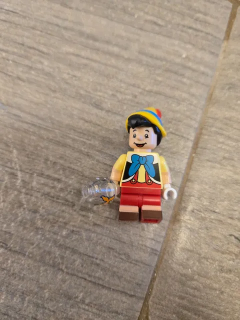Lego Disney 100th Anniversary Minifigure (71038) - Pinocchio Complete!