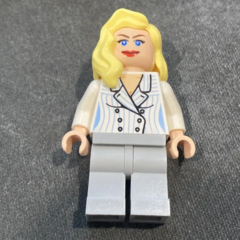 Lego 7197 Minifigure Elsa Schneider Indiana Jones iaj045 From Canal Chase