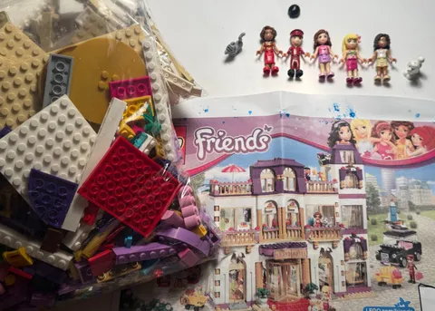 LEGO Friends - Heartlake Grand Hotel 41101 - 100% Complete - No Manual or Box