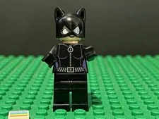 Lego Catwoman Minifigure sh0006 6858 DC Super Heroes Batman