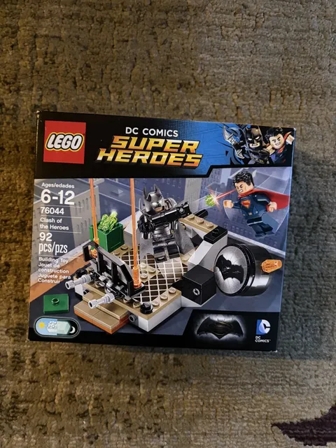 LEGO DC Super Heroes 76044 Clash of the Heroes NEW Sealed Retired
