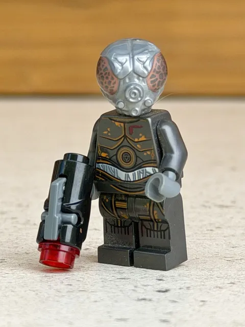 LEGO Star Wars 4-LOM Minifigure sw0830 Droid Bounty Hunter 75167 75243
