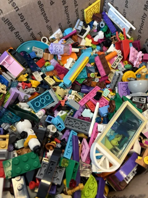 LEGO Friends Small And Tiny  Mixed Bulk Lot 4.5 Lbs