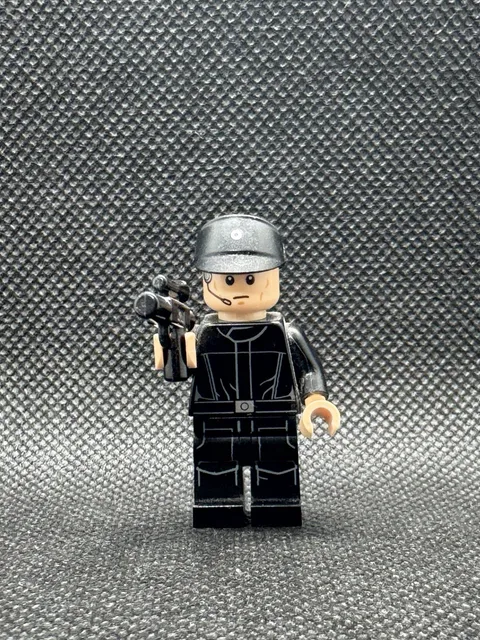 Lego Star Wars Imperial Officer Mini figure 75302 + Blaster
