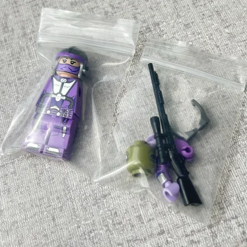 [Zealous Hunter] Pad Printed LEGO Star Wars Zam Wesell Minifigure (GCC, MayDay)